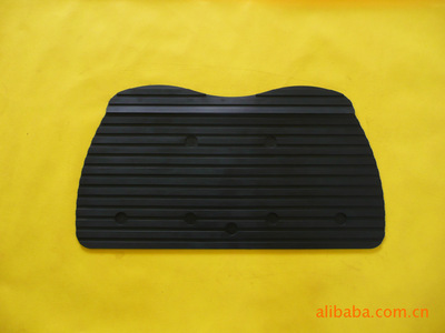 【批量銷售各種規(guī)格型號的運(yùn)動(dòng)器橡膠墊】價(jià)格,廠家,圖片,塑料零件,啟東市恒通橡膠制品廠-